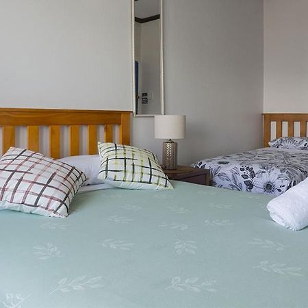 มัวน่า ลอดจ์ Hostel Plimmerton ภายนอก รูปภาพ